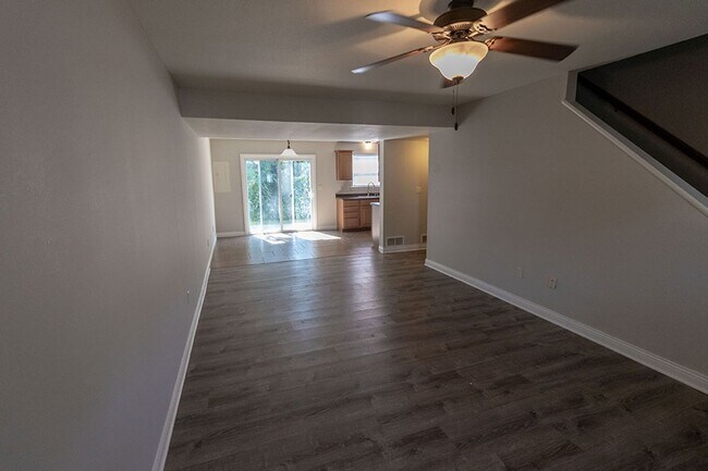 Foto del edificio - 4700 Dehaven Dr