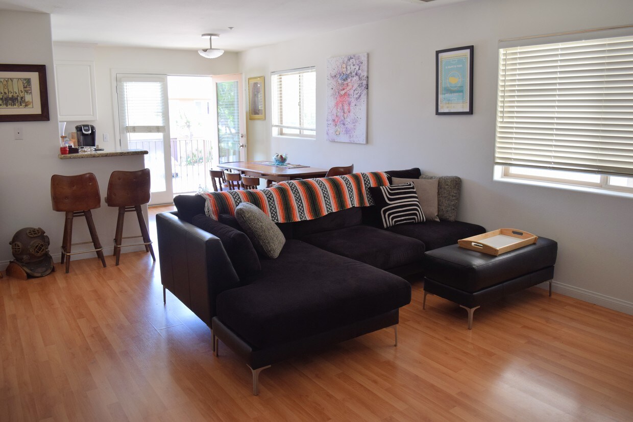 Foto principal - 1518 Centinela Ave