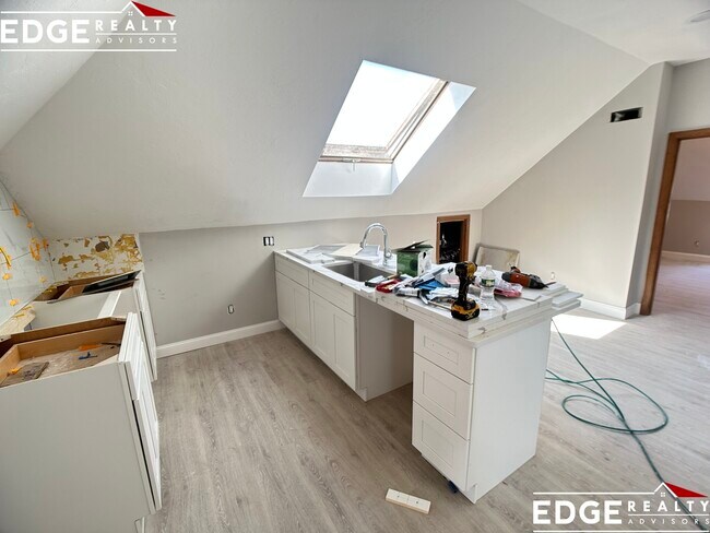 Building Photo - 2 Portina Rd