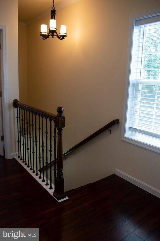 Foto del edificio - 422 60th St NE