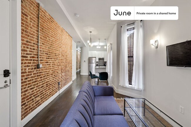 Foto del edificio - Room in Shared 4 bed/2 bath home