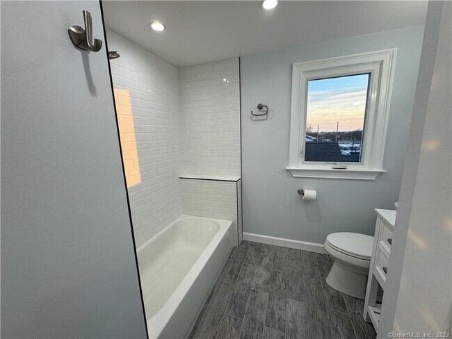 Foto del edificio - 177 Hollister St