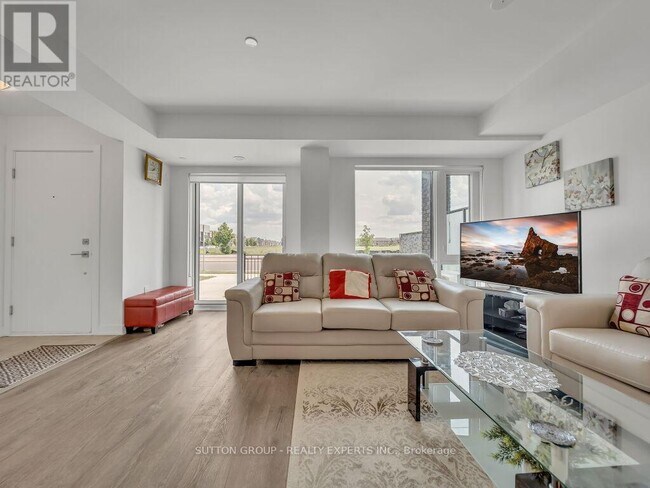 Building Photo - 25 Romilly Ave