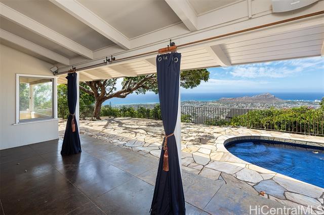 Building Photo - 5112 Maunalani Cir