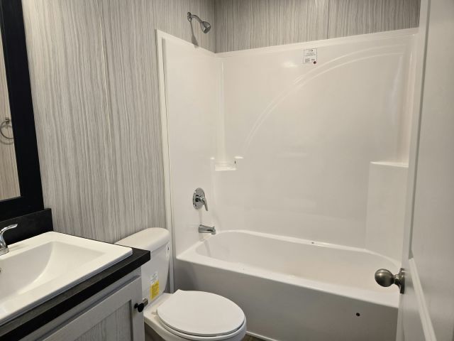 Foto del edificio - 27 112th Ln NE