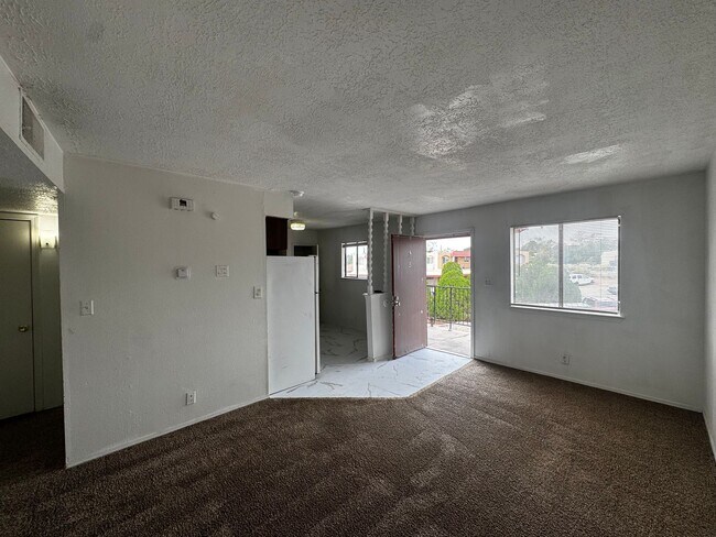 Foto del edificio - 55 Darlene Rd SE