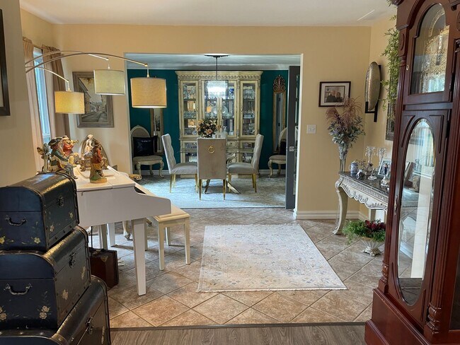 Foto del edificio - Shelby Twp Custom Ranch- 3 Bedrooms, 2 Bat...