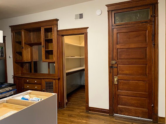 Building Photo - 2008 W Thomas St