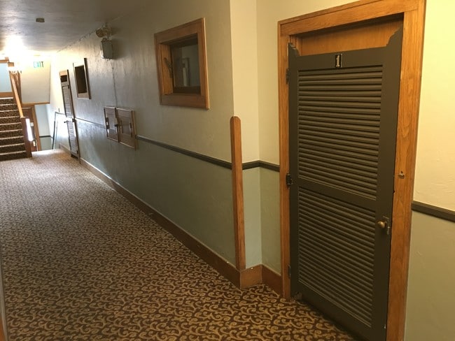 Interior Photo - Buck Staff Apartments