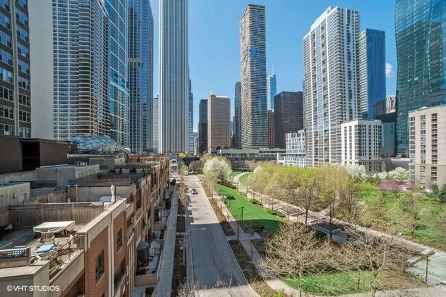 Foto del edificio - 178 N Harbor Dr