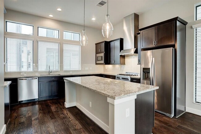 Foto del edificio - 2114 Sabine St