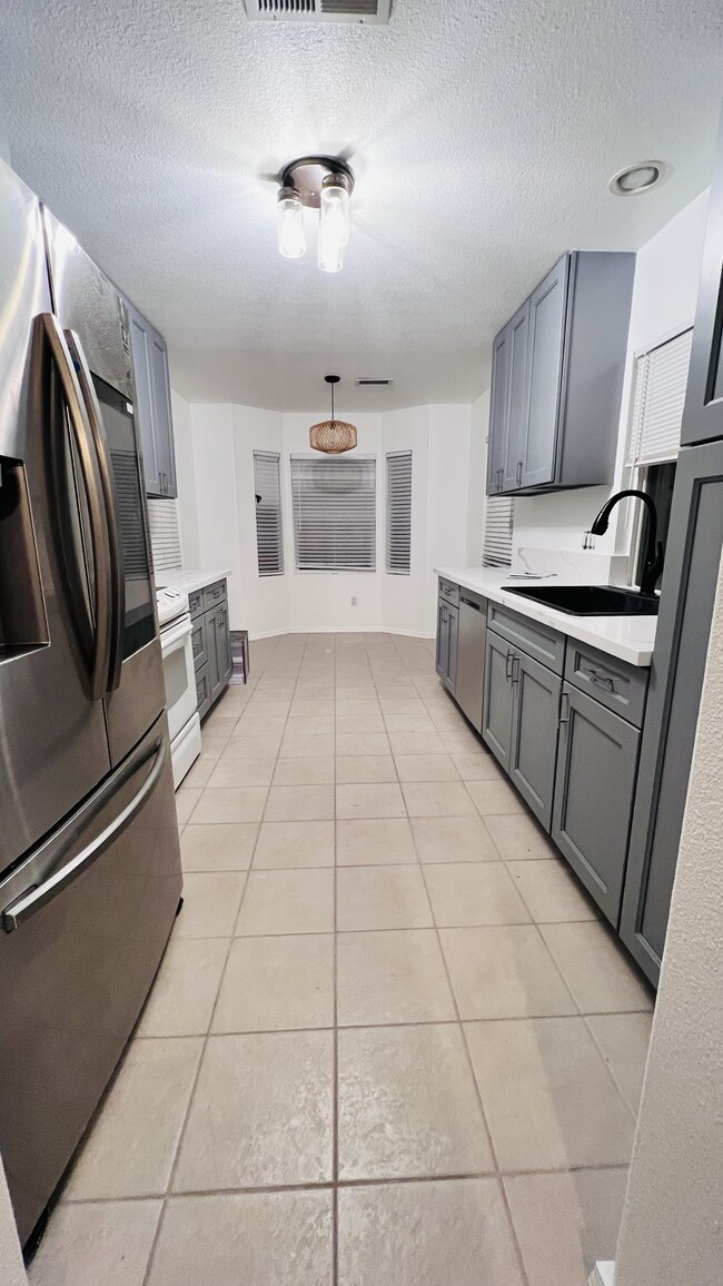 Foto del edificio - 91-6471-6471 Kapolei Pkwy