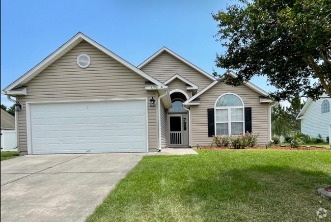 Building Photo - 1196 Great Lakes Cir