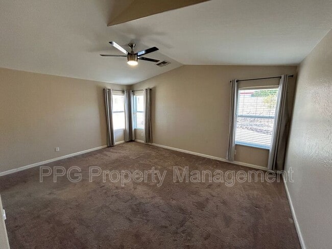 Building Photo - 16416 W Cottonwood St