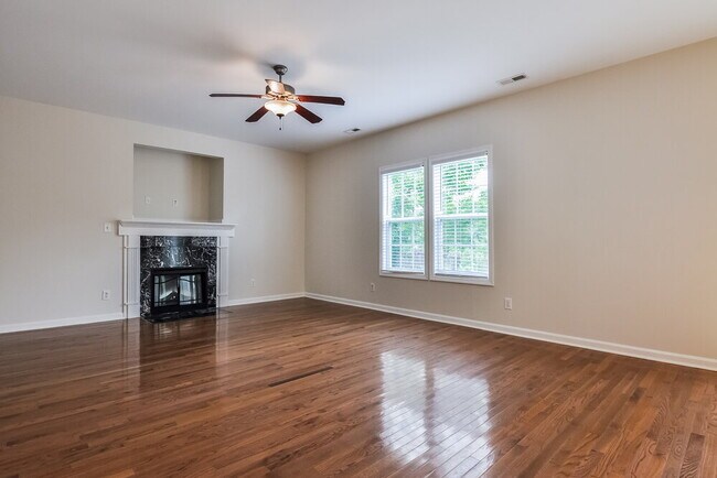 Foto del edificio - 407 Morganite Ct
