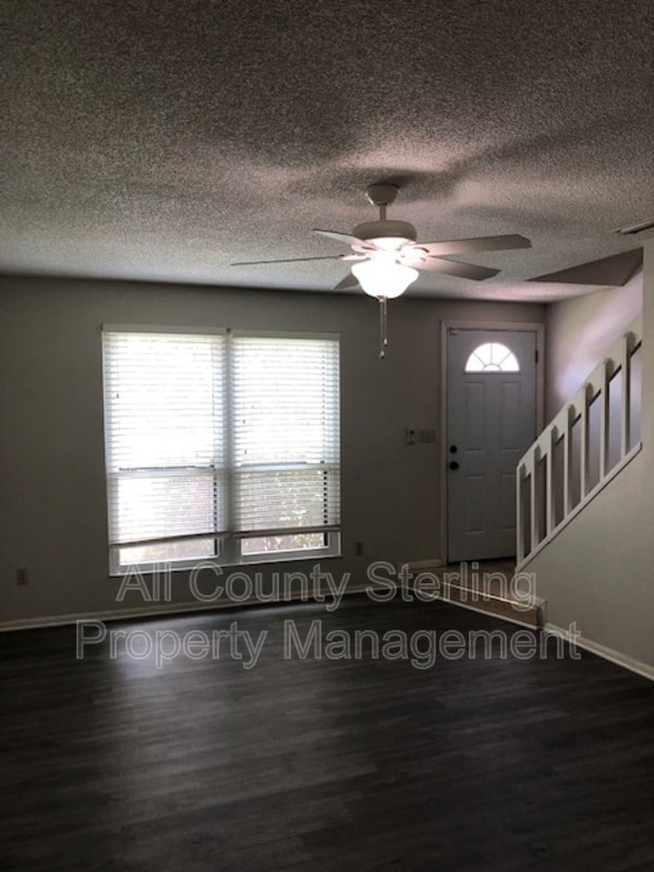 Building Photo - 1475 Casa Park Cir