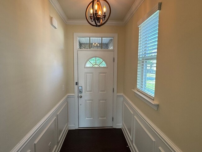 Foto del edificio - 5722 Lachlan Hill Ln
