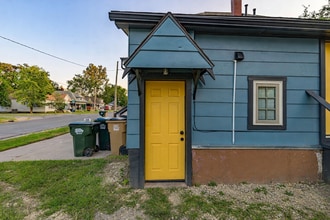 Building Photo - 128 E 10th Ave