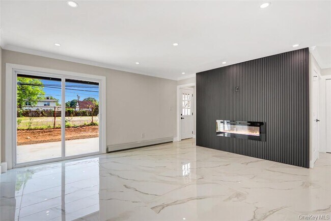 Foto del edificio - 12 Woodcock Ln