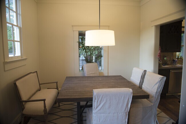 Foto del edificio - 4644 Old Looney Mill Ln
