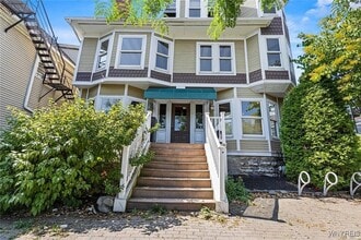 Building Photo - 762 Elmwood Ave