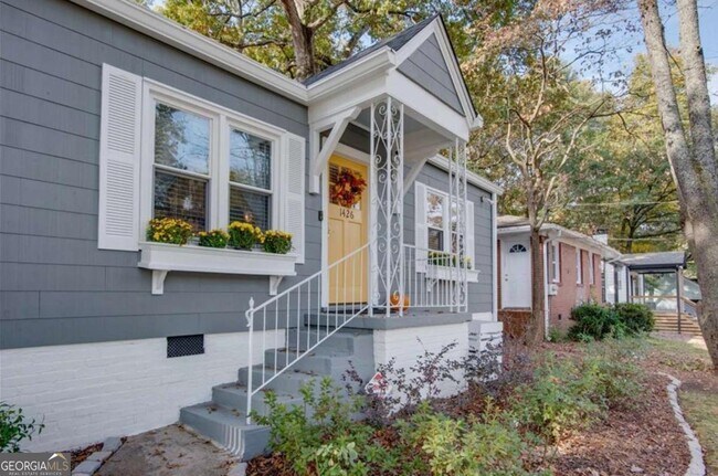 Foto del edificio - 1426 Clermont Ave