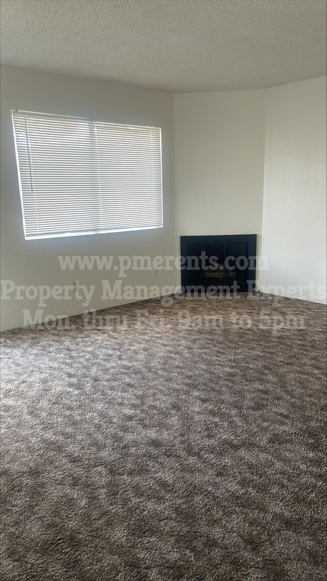 Foto del edificio - 2576 Towery Ct