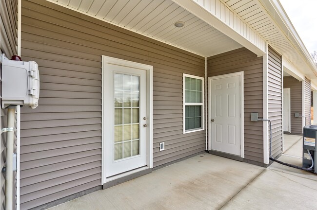 Building Photo - 2809 Cruze Dr