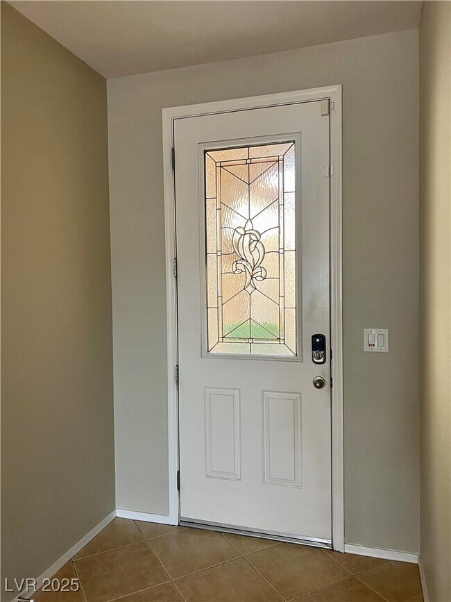 Foto del edificio - 2460 Calvert City Dr