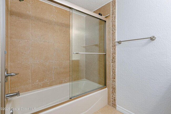 Foto del edificio - 5050 Ocean Beach Blvd