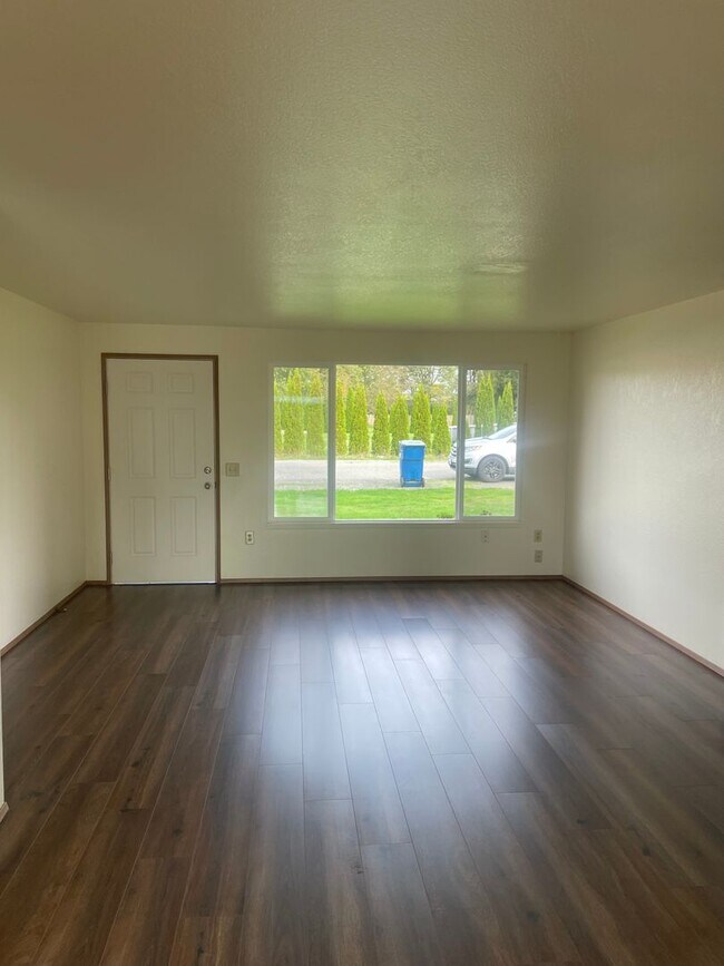 Building Photo - 17222 161st Place SE