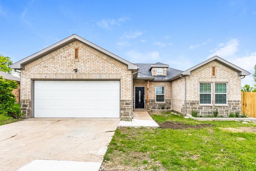 Primary Photo - 307 Mesa Wood Dr