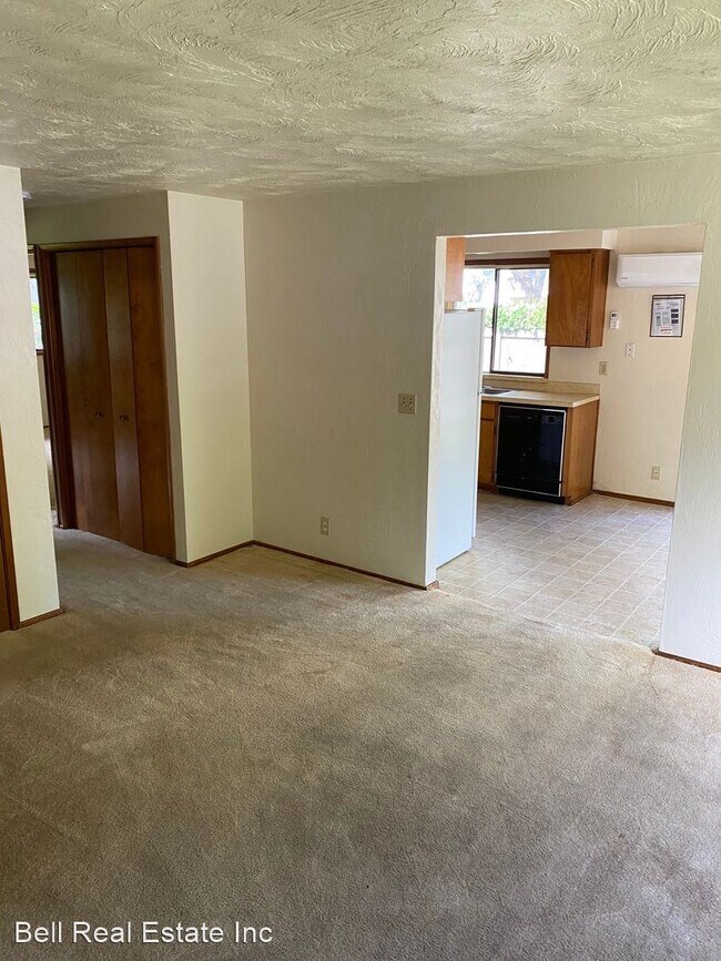 Foto del edificio - 2843-2843 Applewood Ln