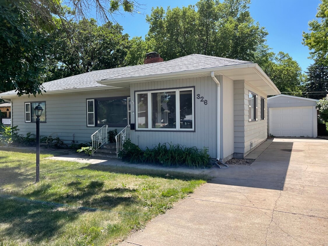 326 McDonald Ave, North Platte, NE 69101 House Rental in North Platte