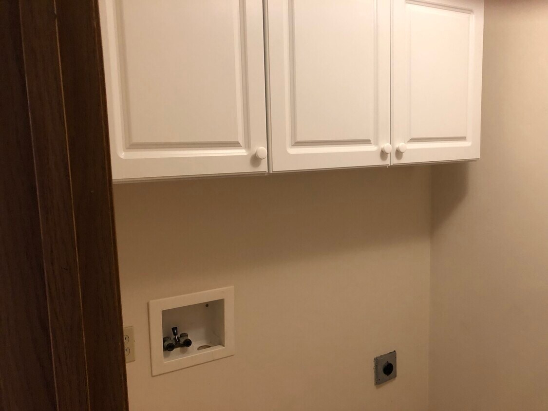 laundry room - 803 Elm St