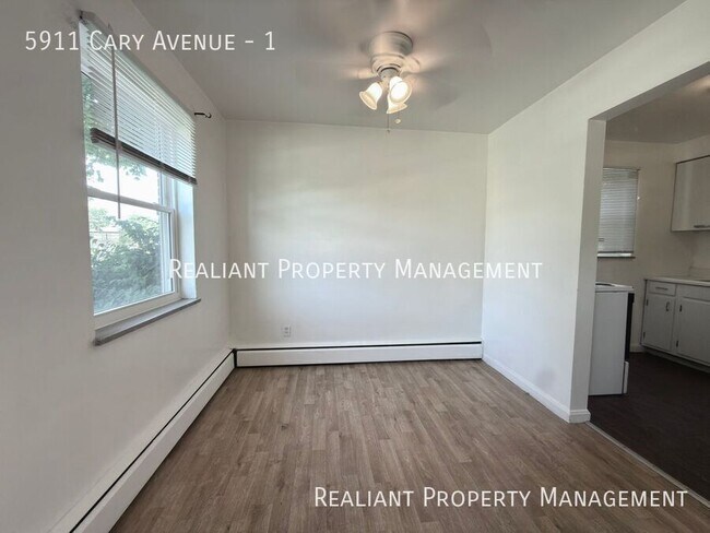 Foto del edificio - 5911 Cary Ave