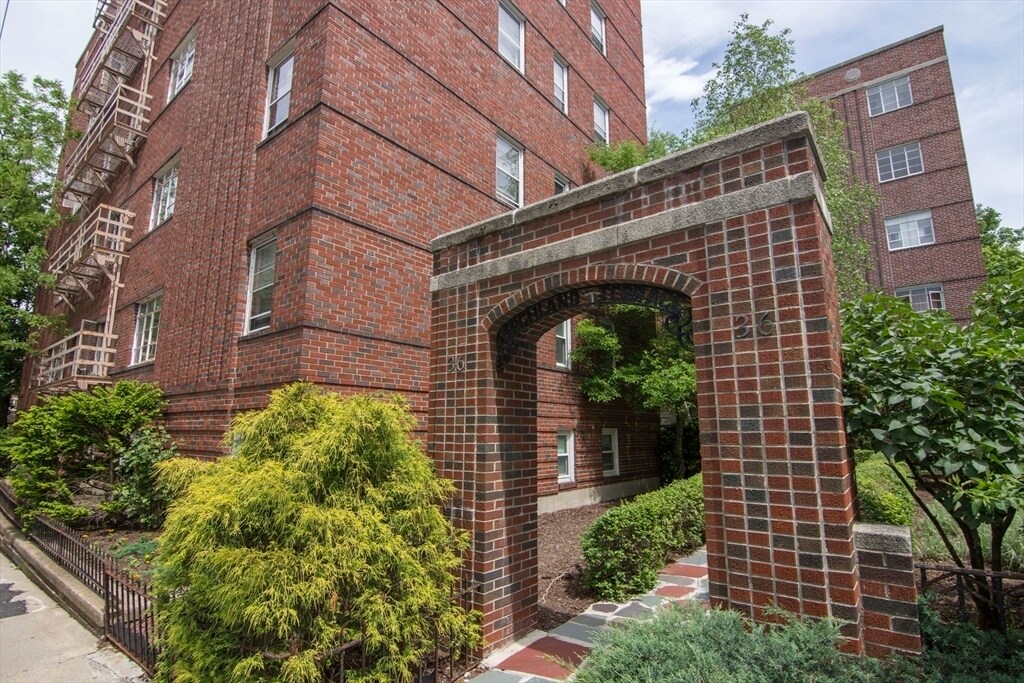 Foto principal - 36 Highland Ave