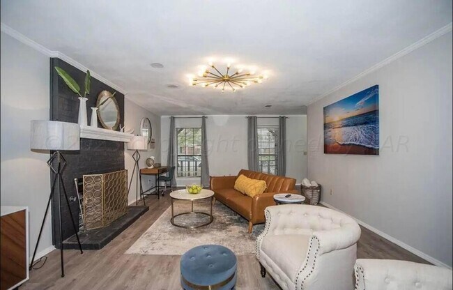 Foto del edificio - 6701 Deer Park Dr