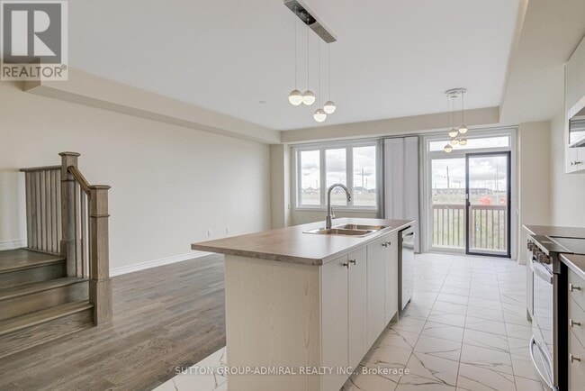 Building Photo - 5 Vanilla Trl