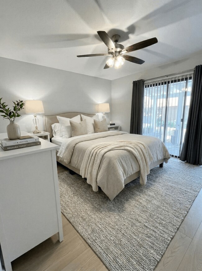 Building Photo - Charming Furnished 2BD Home w/ High Ceilings & Spacious Backyard – 4/3