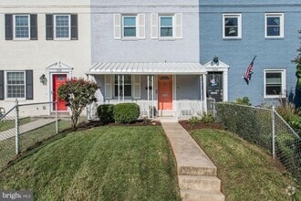Building Photo - 526 N Payne St