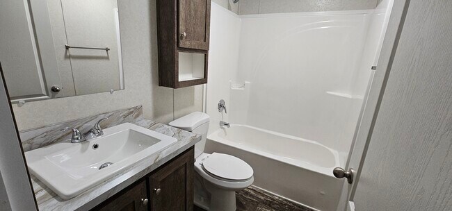 Building Photo - 110 Mulberry