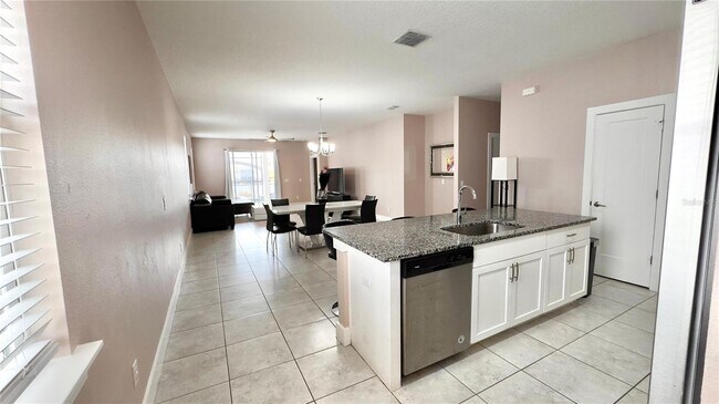 Building Photo - 1131 Arisha Dr