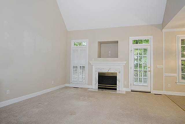 Foto del edificio - Coming Soon! Inviting 3 Bed / 2.5 Bath Home Featuring Main Level Suite