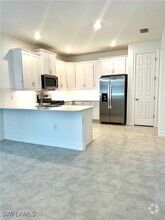Building Photo - 16918 Caracara Pl