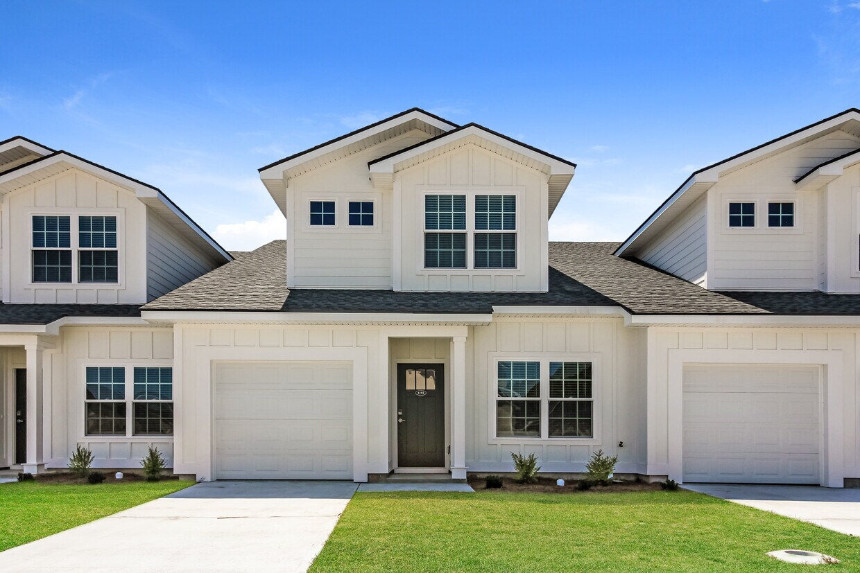 Foto principal - 1192 Walker Point Wy