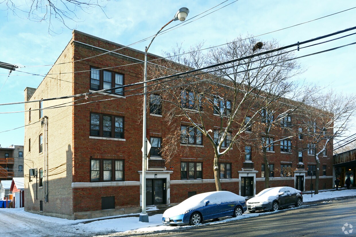 Primary Photo - 1601 W Fargo Ave
