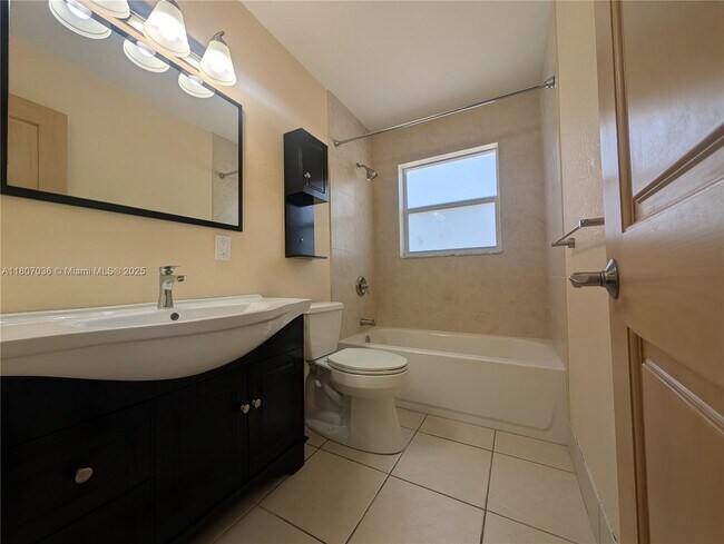 Foto del edificio - 300 SW 20th St