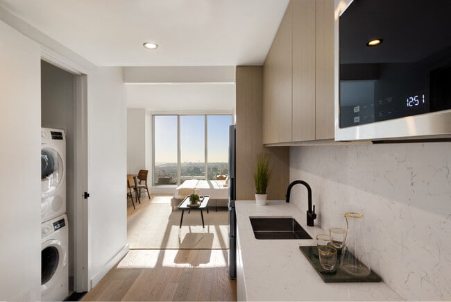 The Paxton - The Paxton Apartments