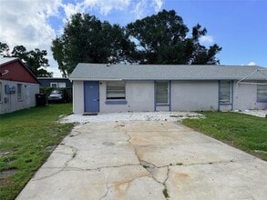 Building Photo - 514 61st Ave Terrace E